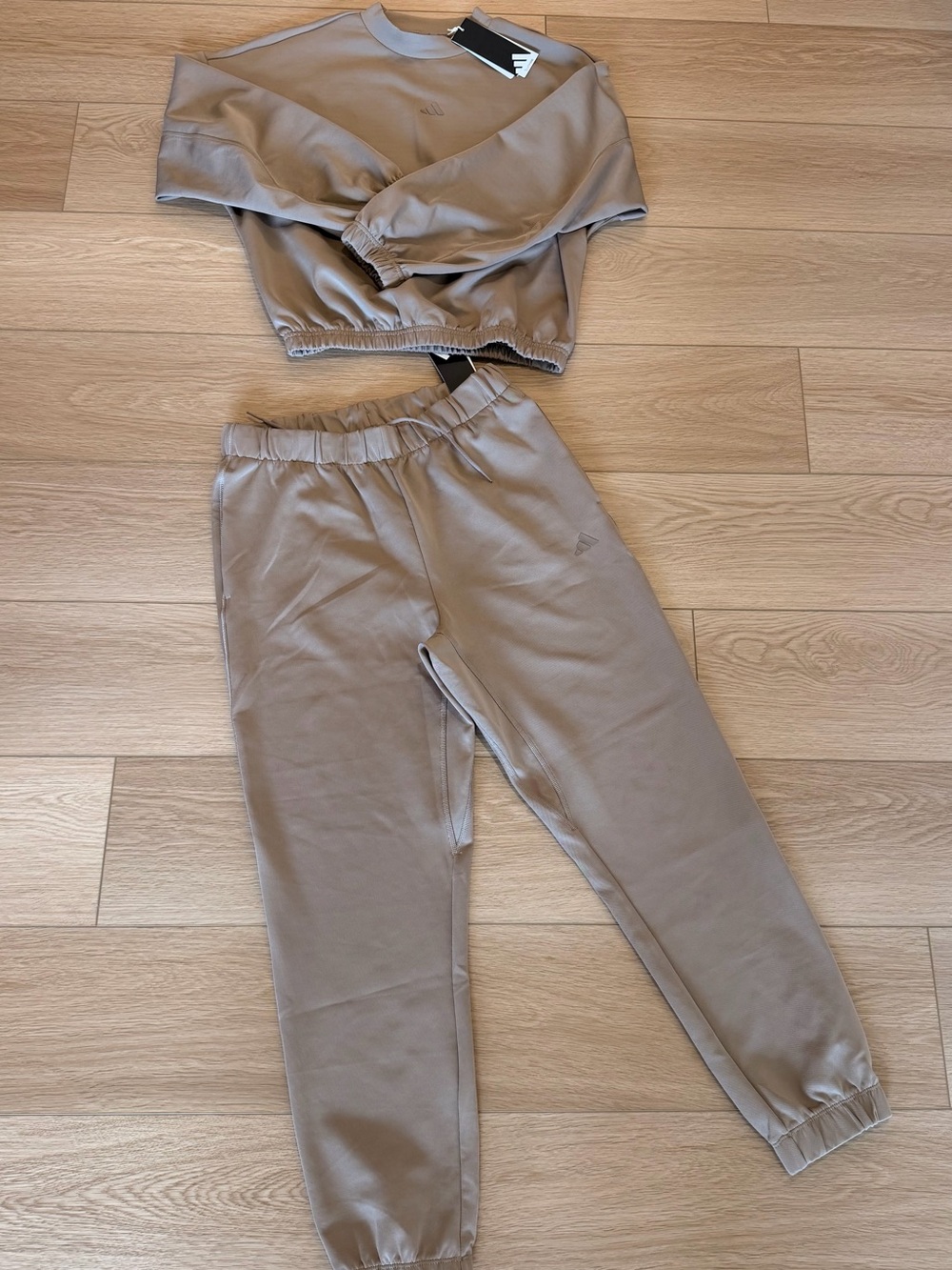 Adidas Women’s Taupe Cropped Sweatshirt Hoodie and Jogger SET